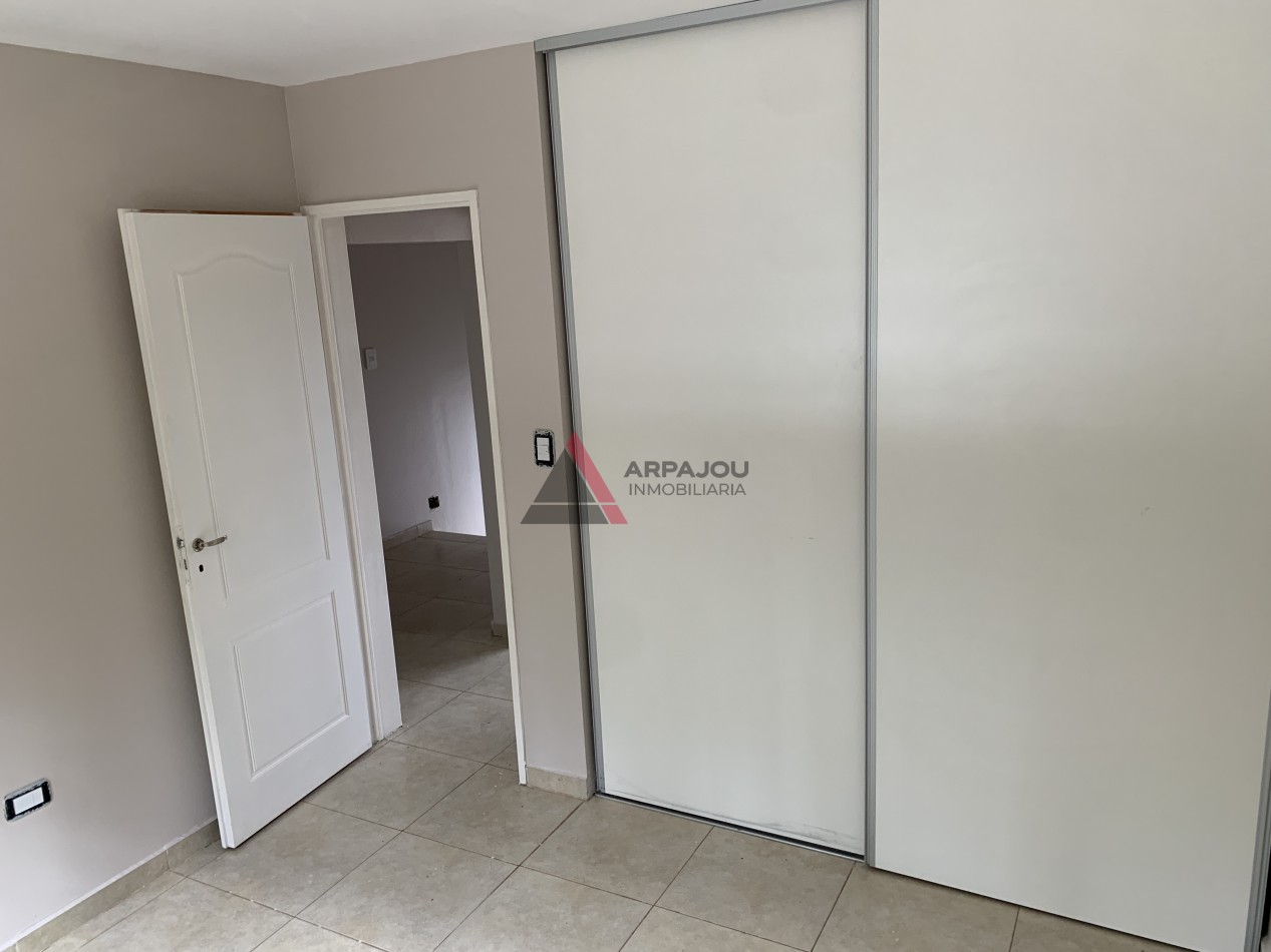 DUPLEX 2 DORM - BARRIO PERTICONE - CENTENARIO