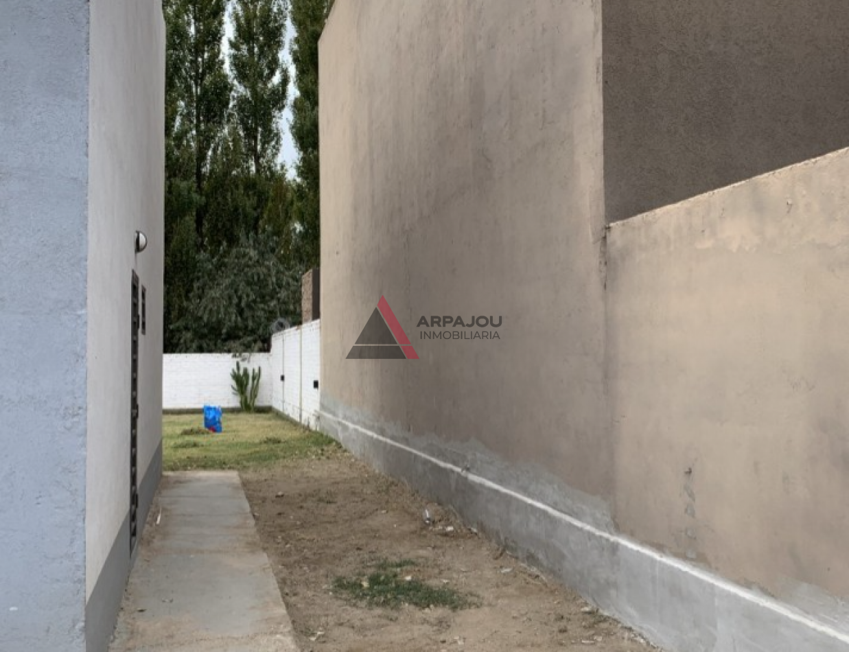 DUPLEX 2 DORM - BARRIO PERTICONE - CENTENARIO