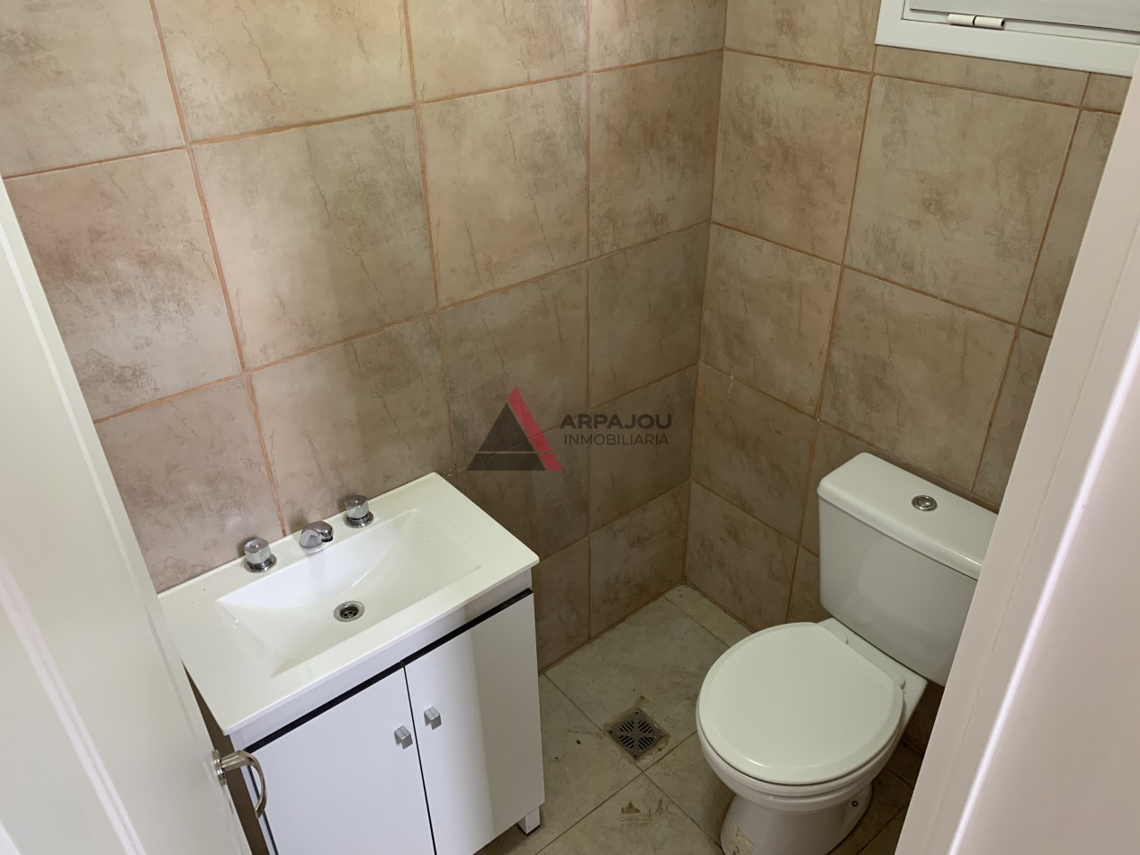 DUPLEX 2 DORM - BARRIO PERTICONE - CENTENARIO