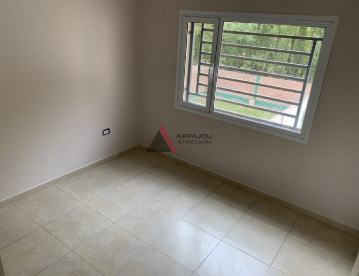 DUPLEX 2 DORM - BARRIO PERTICONE - CENTENARIO