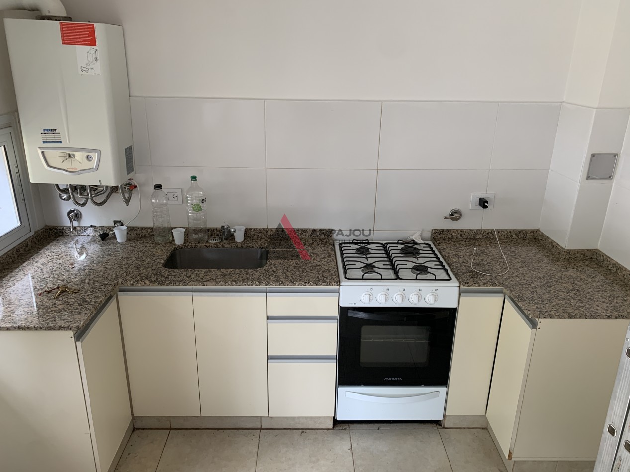 DUPLEX 2 DORM - BARRIO PERTICONE - CENTENARIO