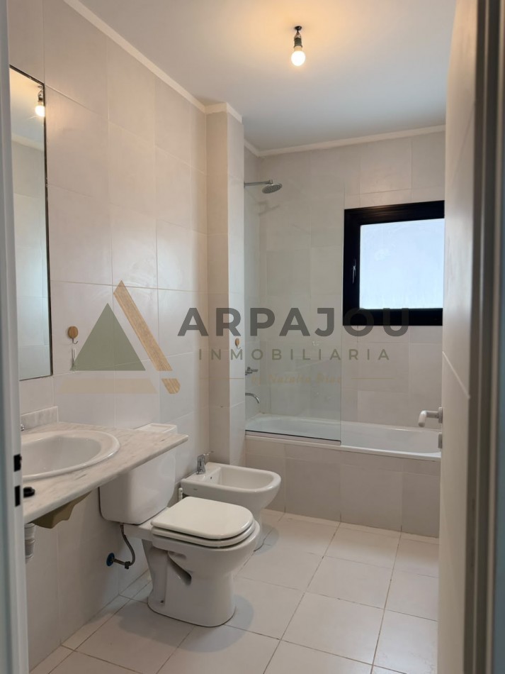 ALQUILER DUPLEX 2 DORM - BARRIO FULCINITTI- CENTENARIO